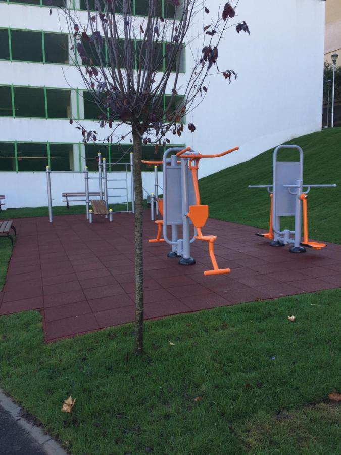 Ferienwohnung Igi Red Flat With Free Private Parking Cluj-Napoca Exterior foto